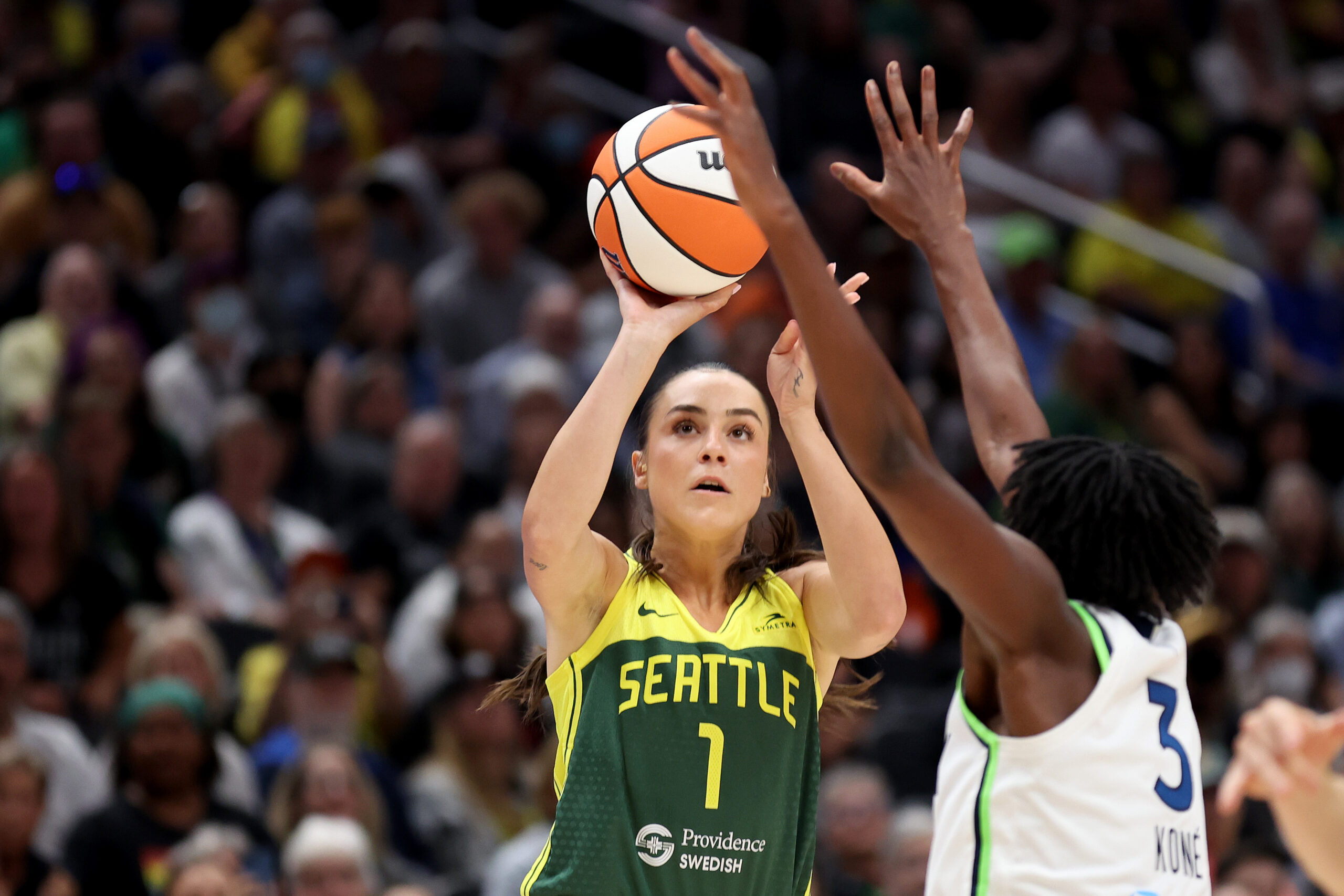 Nika Mühl Undergoes Successful Surgery to Repair Torn ACL